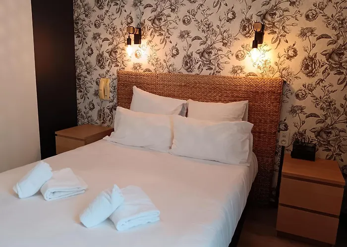 Du Château Hotel 2*